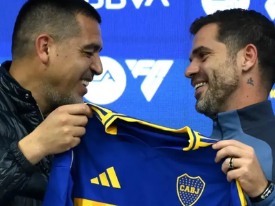 Riquelme ya decidió: qué pasará con Fernando Gago tras la dolorosa eliminación de Boca