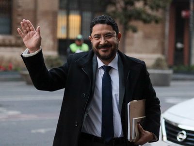 Batres urge al Congreso de CDMX a llamar a extraordinario para ratificar a Ernestina Godoy