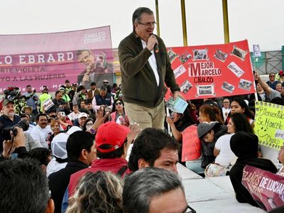 Marcelo Ebrard llama a conocer, proteger y defender la “boleta redonda”
