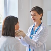 Faringitis estreptocócica: cómo reconocer y tratar el dolor de garganta bacteriano