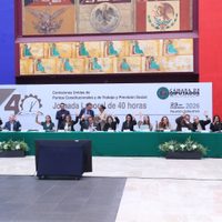 Reforma que reduce jornada laboral avanza en comisiones de la Cámara de Diputados