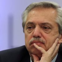 Alberto Fernández full time: recibió a los jefes de seguridad y atenderá a curas villeros