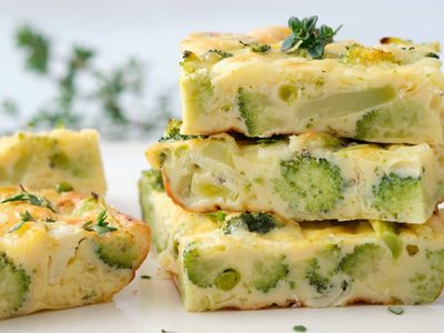 Tortilla de brócoli: sin harinas y en 5 minutos, hacé esta receta súper crujiente que es perfecta para almuerzo rico y sano