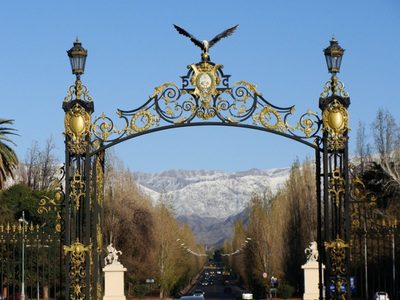 Se viene un restaurante en los Caballitos de Marly