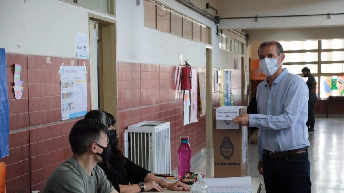 Omar Gutiérrez, gobernador de Neuquén. Fuente: (Twitter)