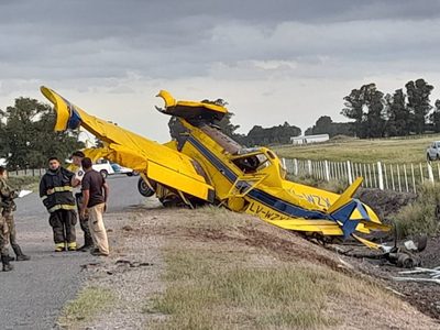 Un expiloto de carreras sufrió un accidente a bordo de su avioneta