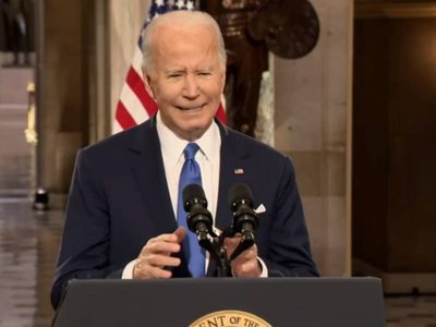 Biden pide defender la integridad electoral en EU en el aniversario del ataque al Capitolio