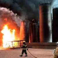 La fiscalía solicitó penas para cinco imputados por la explosión en la refinería NAO