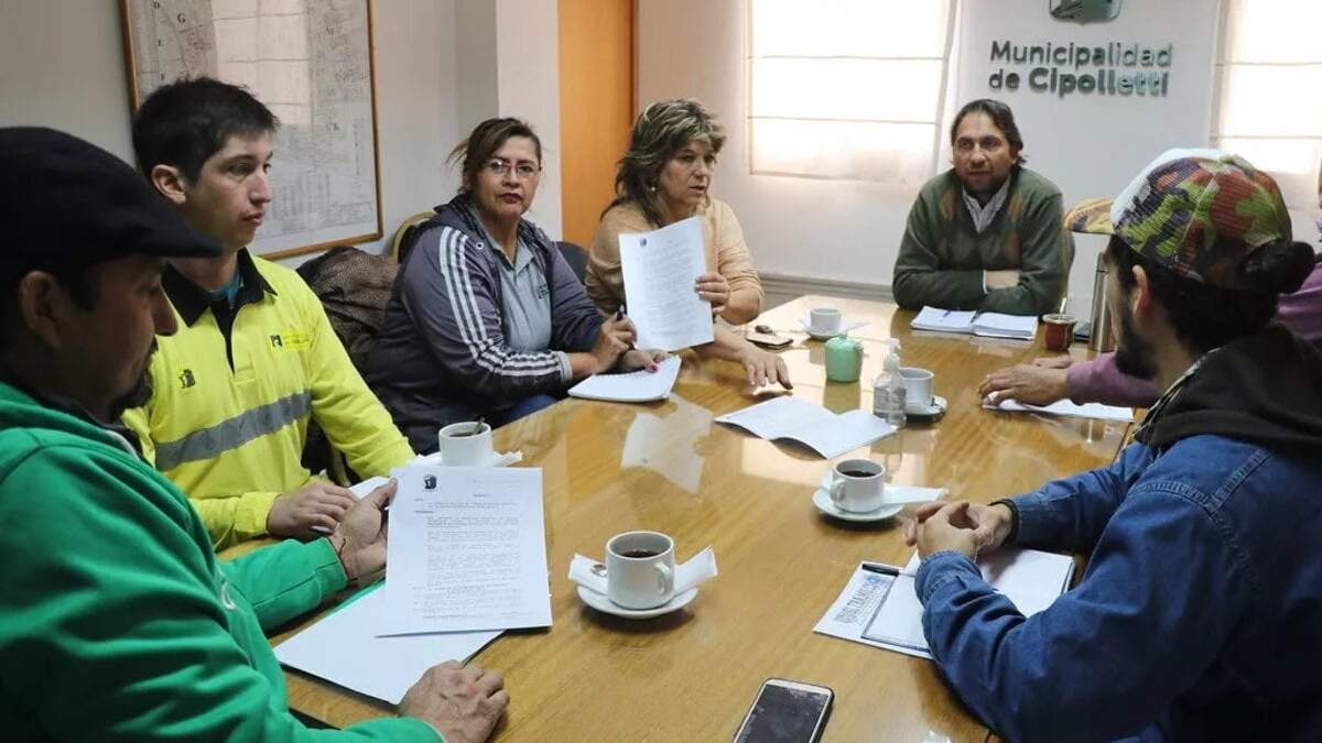 Reunión con los sindicatos de Cipolletti. Fuente (redes sociales)