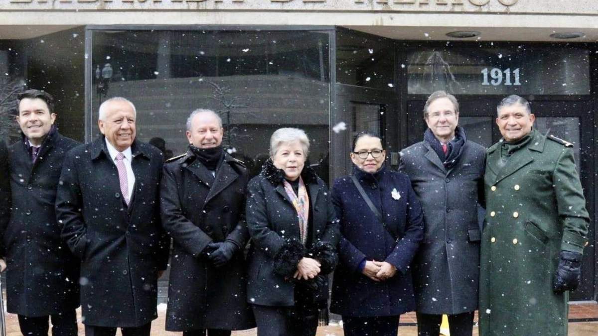 La delegación del gobierno de López Obrador en Washington DC