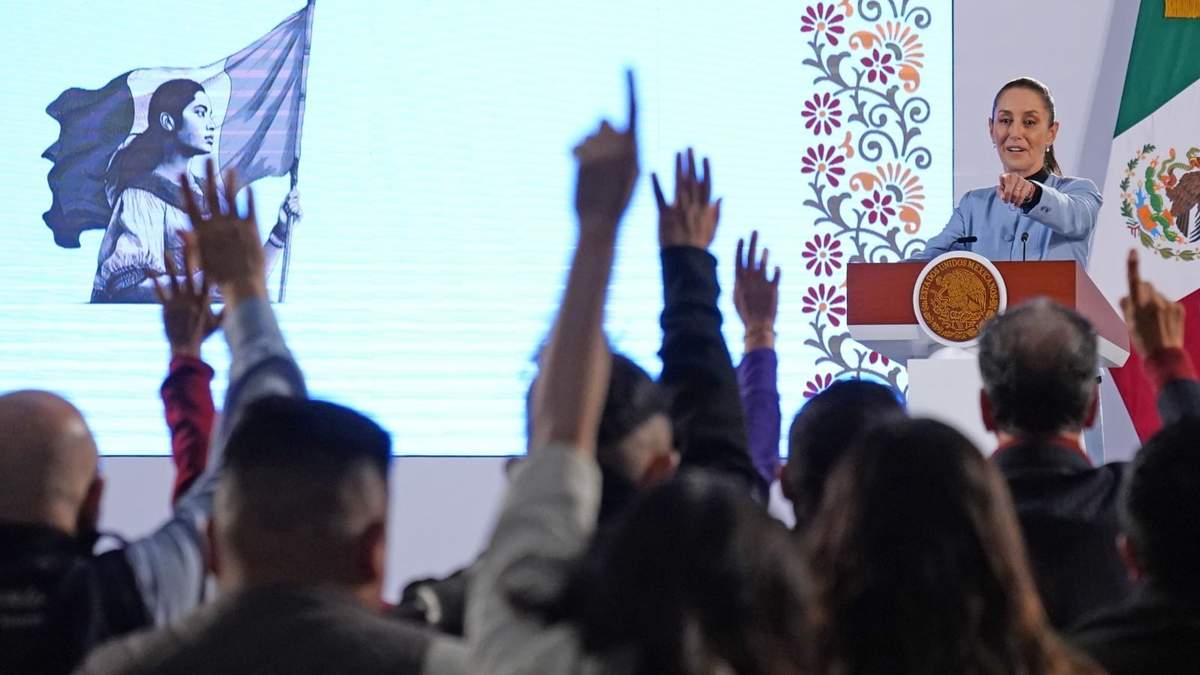 La presidenta en la mañanera del pueblo