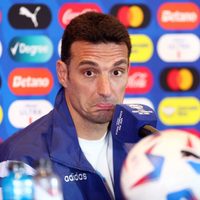 Poco importan los títulos: vuelven a recomendar a otro DT en lugar de Lionel Scaloni