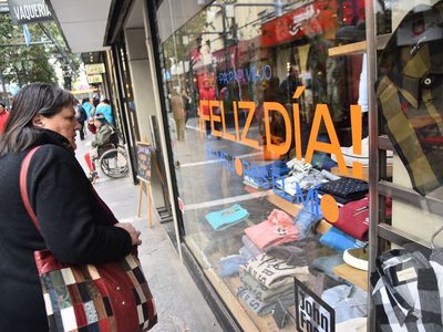 Bajaron las ventas por el Día del Padre en Neuquén capital