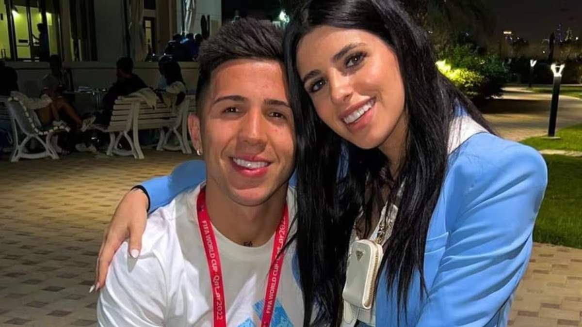 Enzo Fernández y Valentina Cervantes. Fuente: (X)