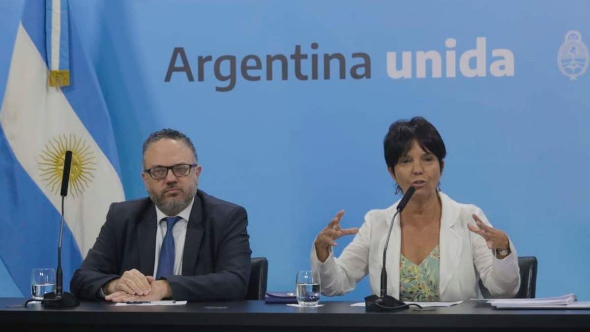 Matías Kulfas y Mercedes Marcó del Pont. Fuente: (Twitter)