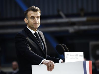 Macron dice que Francia permitirá desplegar temporalmente aviones nucleares en aliados