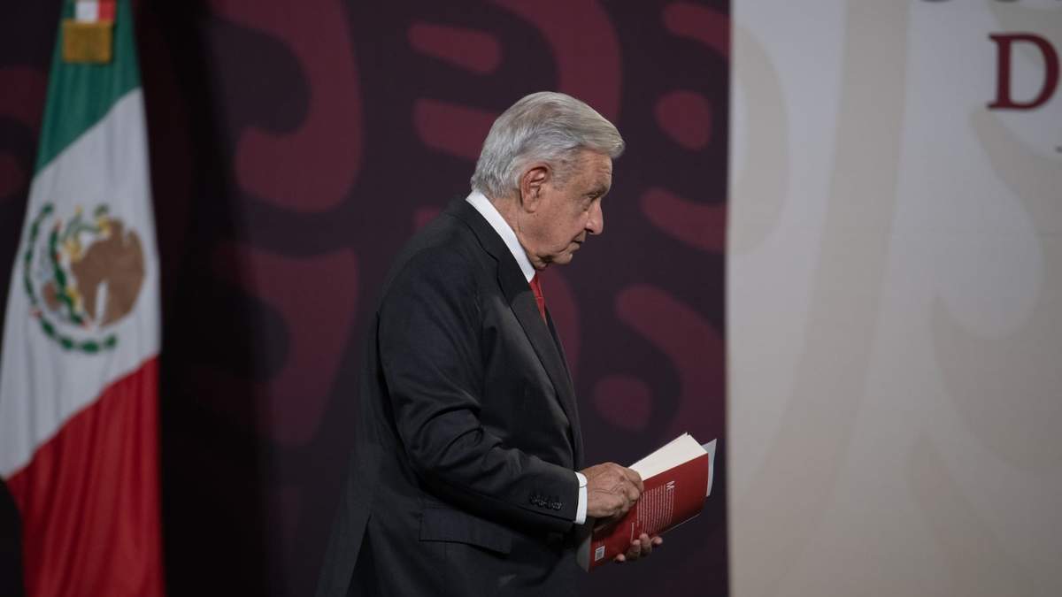El presidente López Obrador en su conferencia del 12 de abril