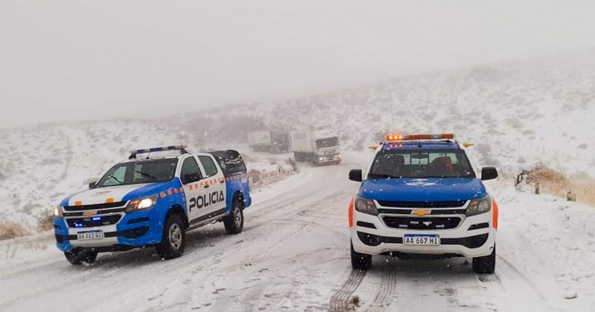 Operativo de Seguridad Vial ante el temporal de nieve. Fuente: (Twitter)