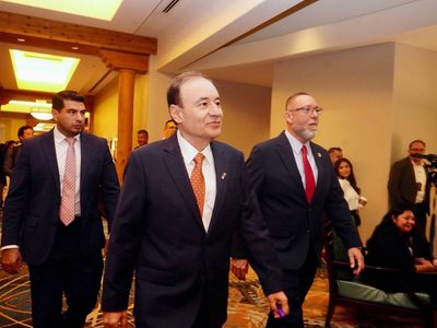 Gobernador Durazo presenta ante empresarios de Arizona modelo del Plan Sonora