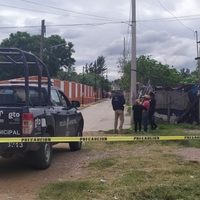 Hallan los cuerpos de dos mujeres y un hombre en distintos sitios de Guanajuato