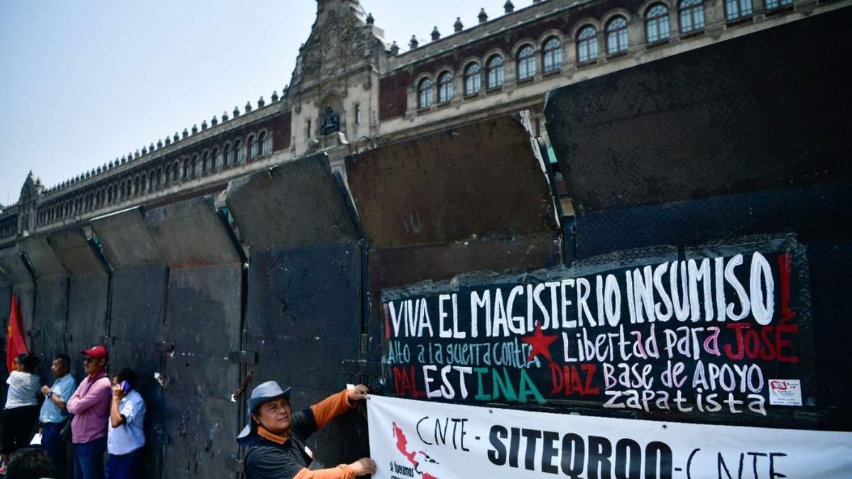 CNTE en el Zócalo capitalino