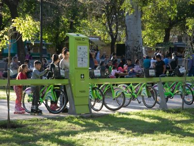 Un martes con calor de primavera en Mendoza: la máxima trepa a 27°