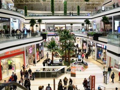 El destino que eligen los argentinos para comprar más barato: cómo llegar