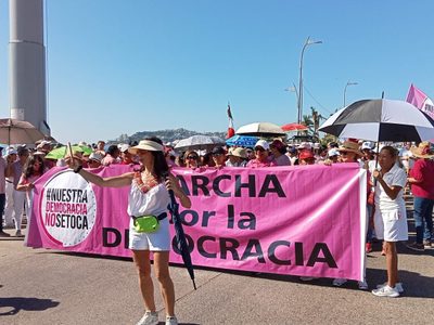 Así se vivió la marcha por la democracia en ciudades del país