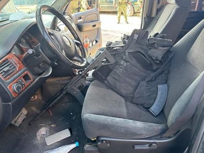 Militar pierde la mano tras estallarle granada casera; revisaba vehículo asegurado en Teocaltiche