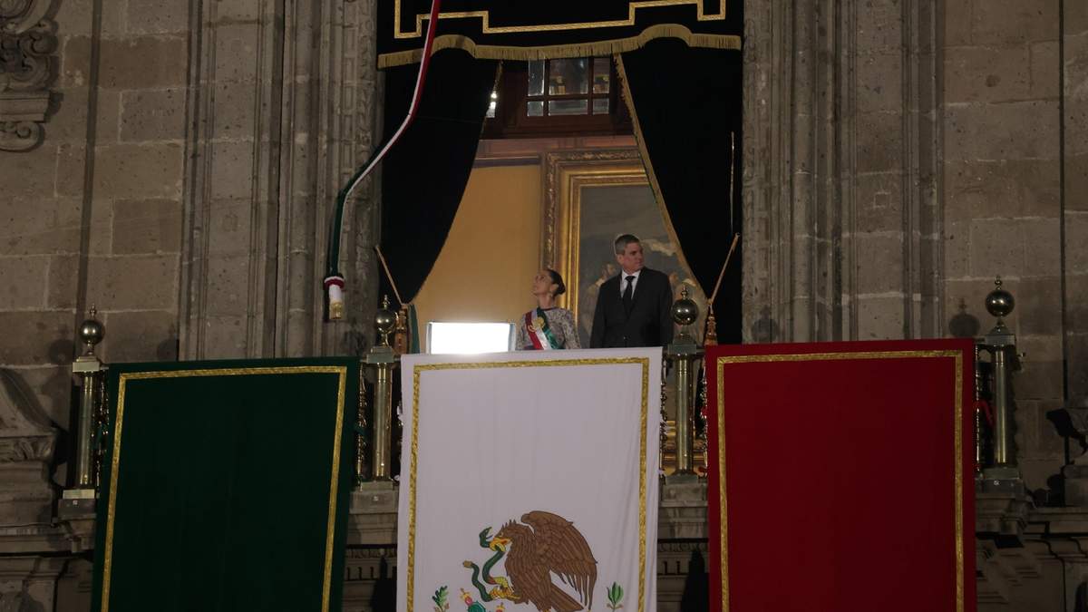 En el balcón de Palacio