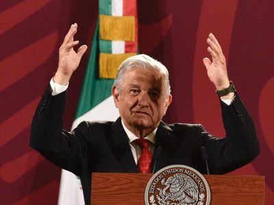 AMLO espera que Aristegui y Loret de Mola le pidan disculpas por reportaje sobre la "Casa Gris"