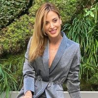Ibiza le sienta bien: el guiño de Jesica Cirio a la moda con sus más originales microbikinis