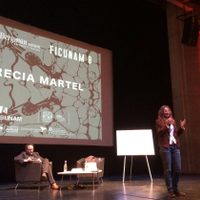 'Lo difícil es sacudirse la tontera”, dice la cineasta Lucrecia Martel en el CCU