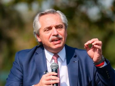 Alberto Fernández prometió que Internet será un servicio público