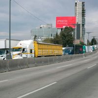 Robos e inseguridad al alza en carreteras del país; vigilancia acotada de Sedena y Guardia Nacional