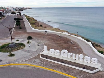 Verano en Las Grutas: camping, precios accesibles y planes para vacacionar sin gastar de más