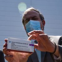 En breve se liberarán 4 lotes de la vacuna AstraZeneca envasadas en México: López-Gatell
