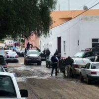 Guanajuato: grupo armado sitia comandancia policial de Coroneo y mata a dos personas
