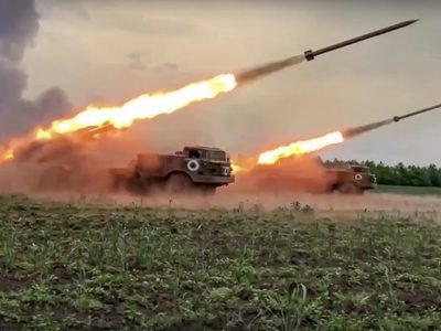 Estuvo cerca… Un misil ruso cae cerca de la segunda central nuclear más grande de Ucrania (video)