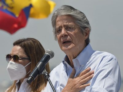 Ecuador busca pactar un tratado de libre comercio con las potencias del mundo