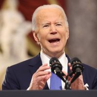 “Su ego le importa más que nuestra democracia”: Joe Biden acusó a Trump de crear una red de mentiras