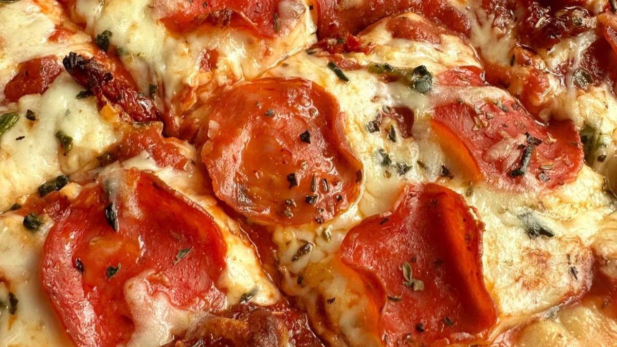 Pan pizza. Fuente: (Instagram)