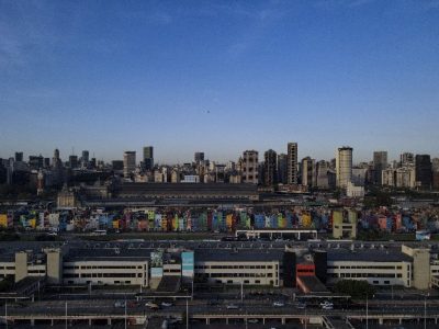 La Cepal registra una reducción de la pobreza en Latinoamérica al 27.3%, la más baja desde 1990