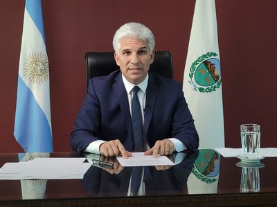 Claudio Poggi, gobernador de San Luis, anunció que los salarios estatales se pagarán en cuotas