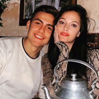 Oriana Sabatini y Paulo Dybala celebraron su amor con un video a puros besos