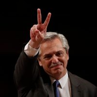 Alberto Fernández anunció un nuevo bono de 5 mil pesos