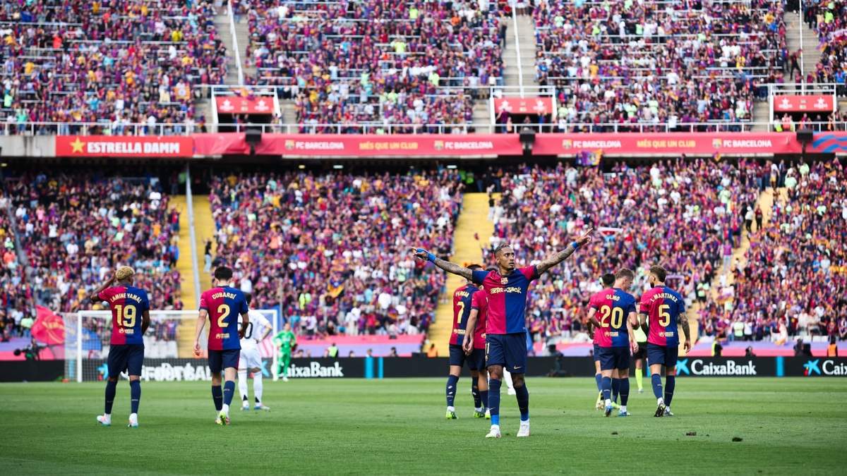 El Barcelona remonta y vence 4-3 al Real Madrid para acercarse al título de LaLiga