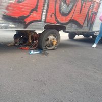 Rescatan a un perro que era arrastrado por un remolque en Venustiano Carranza (Video)