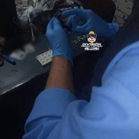 En Vista Alegre, la Policía demoró a 15 personas y secuestró armas y drogas
