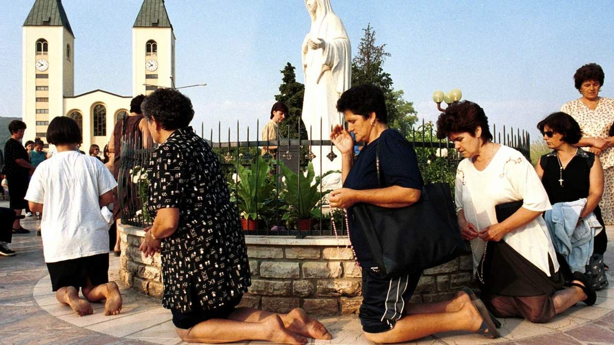 Fieles de la iglesia católica